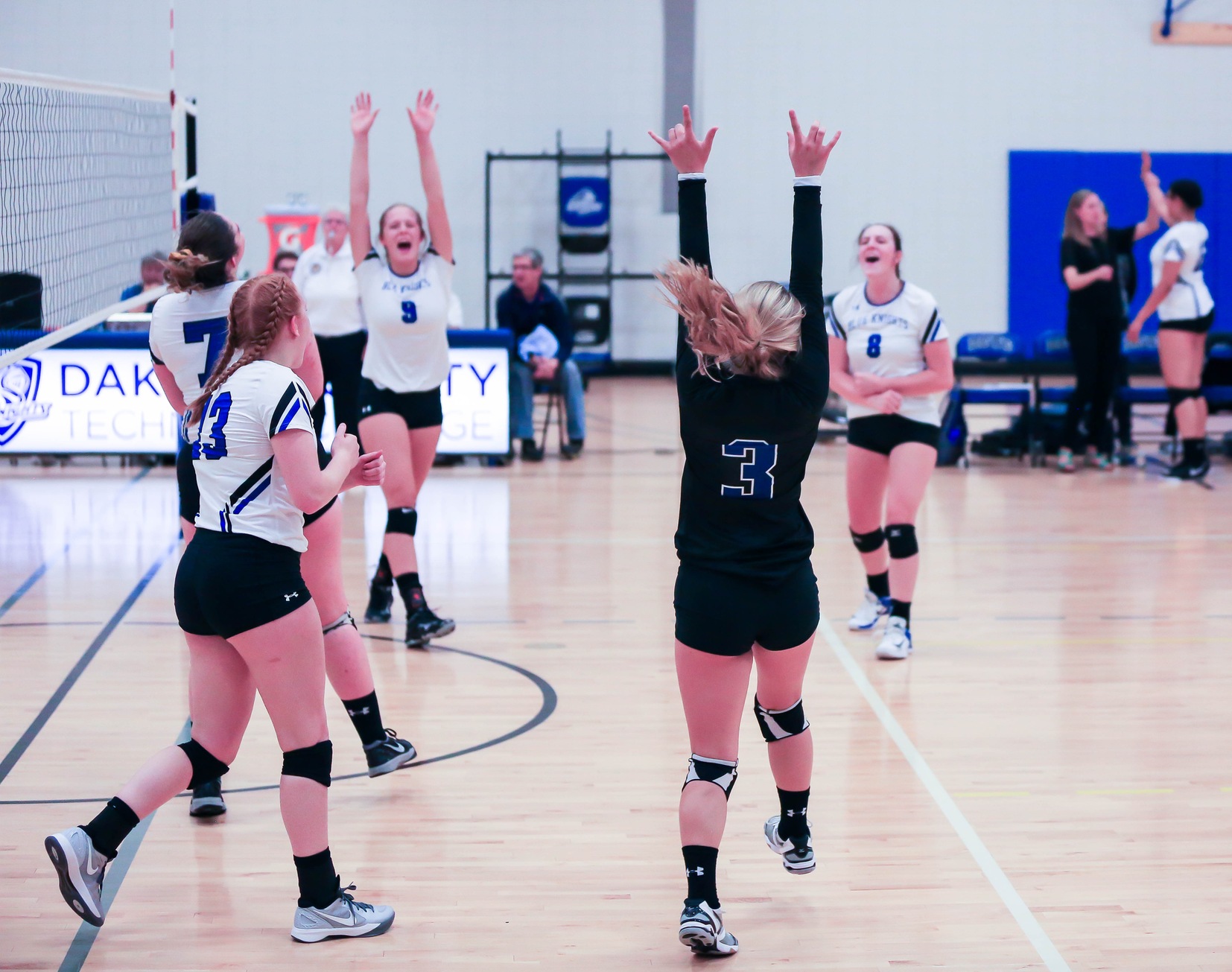 Blue Knights Volleyball Picks up 2 more Wins