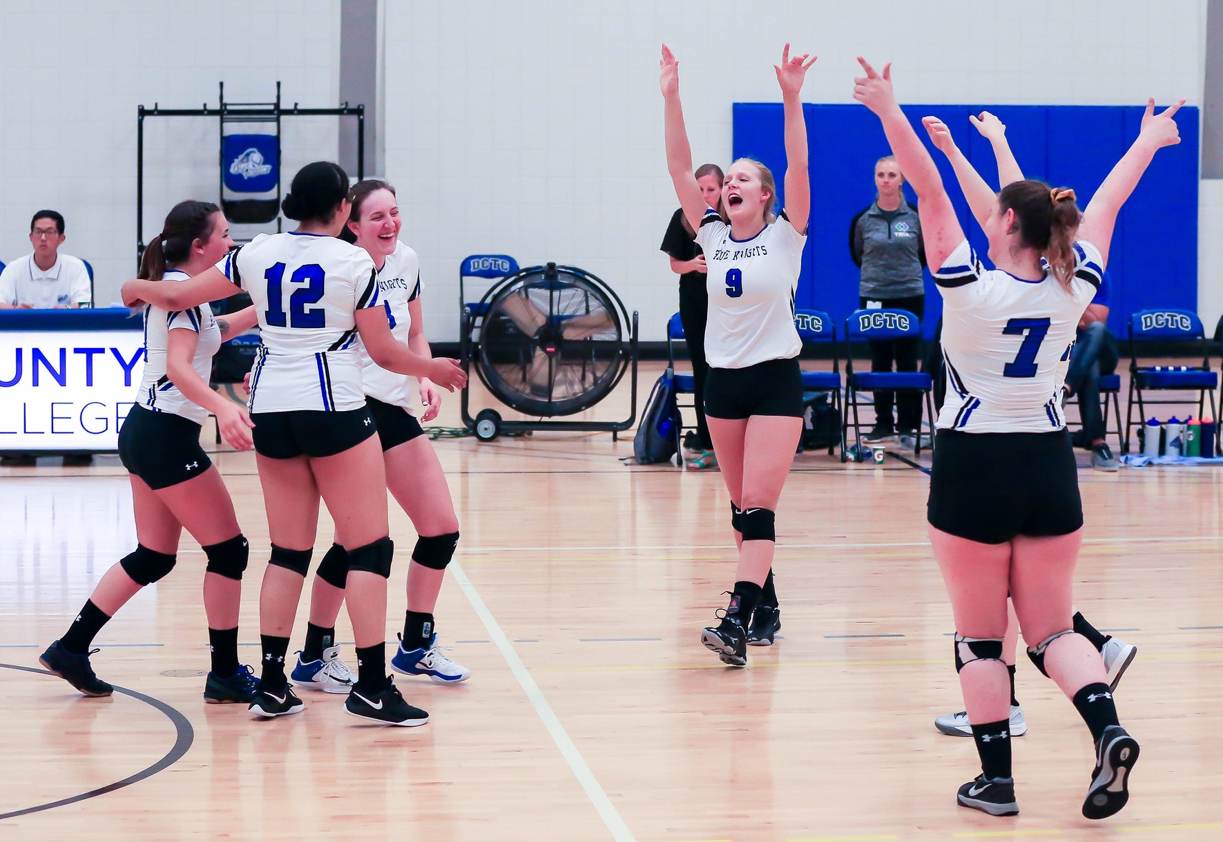 Blue Knights Volleyball Get 2 Wins on The Road